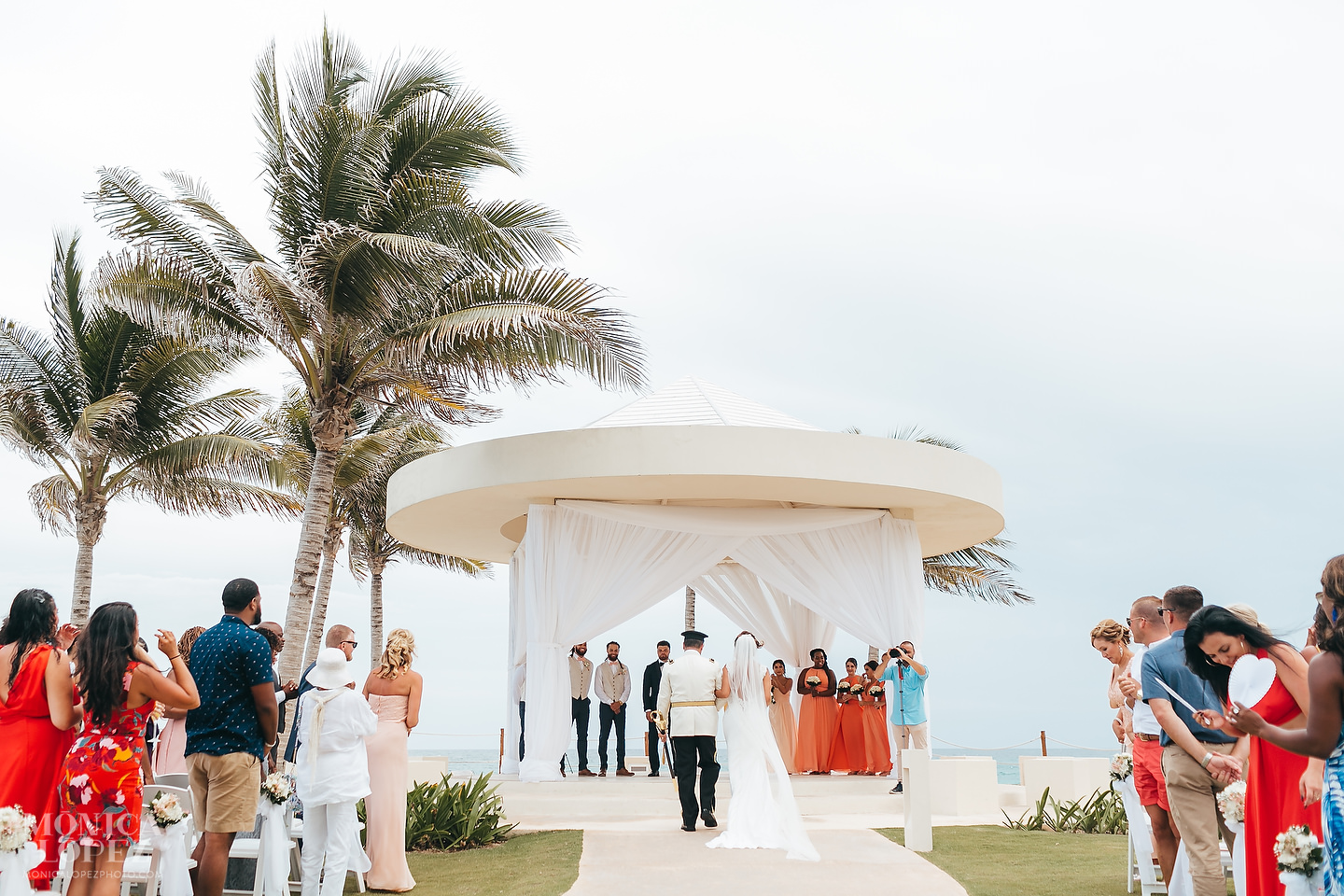 Hyatt Ziva Cancun Wedding by Monica Lopez Photography