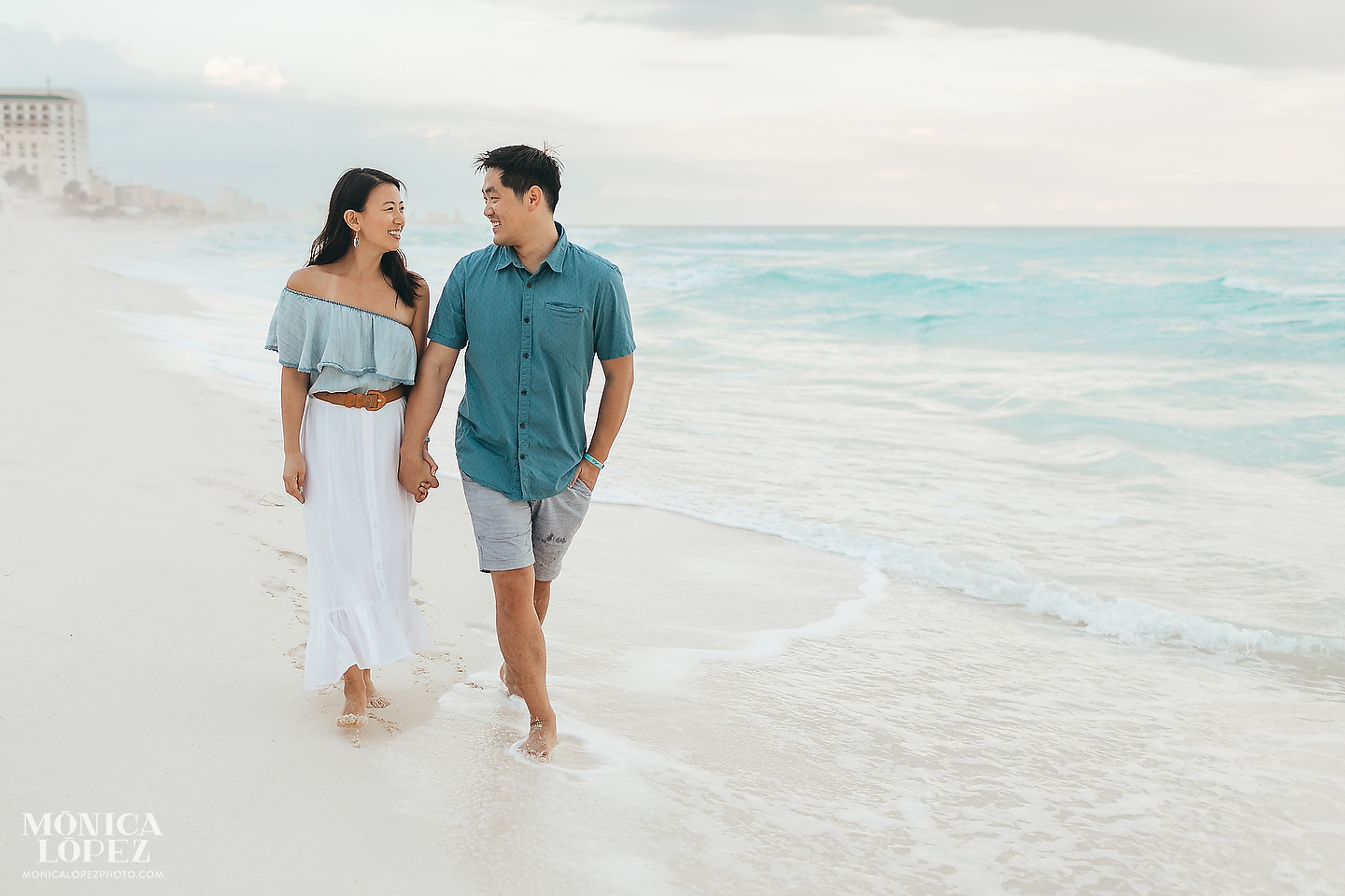 Fiesta Americana Condesa Cancun Family Portraits by Monica Lopez Photography