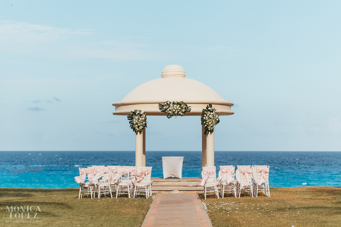 Marriott Cancun Wedding by Monica Lopez Photography