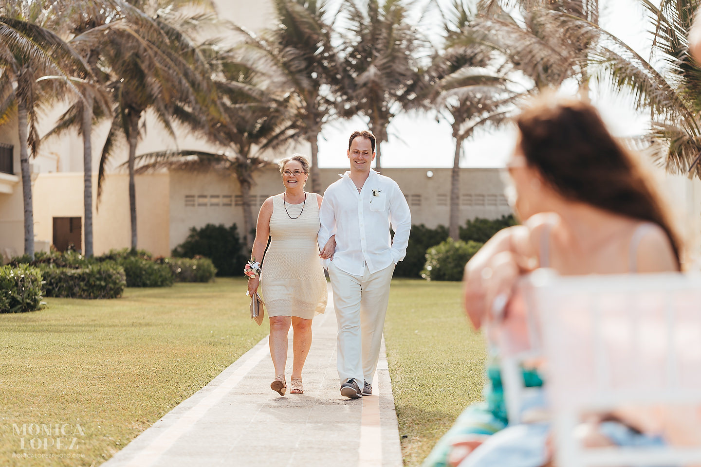 Marriott Cancun Wedding by Monica Lopez Photography