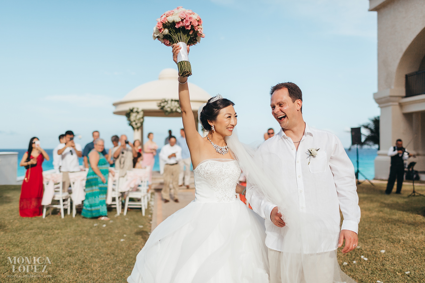 Marriott Cancun Wedding by Monica Lopez Photography