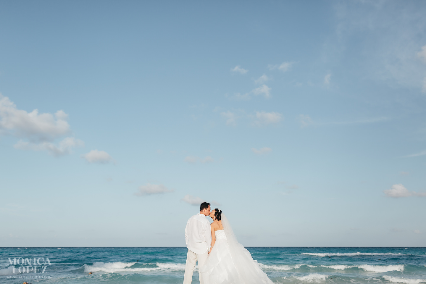 Marriott Cancun Wedding by Monica Lopez Photography