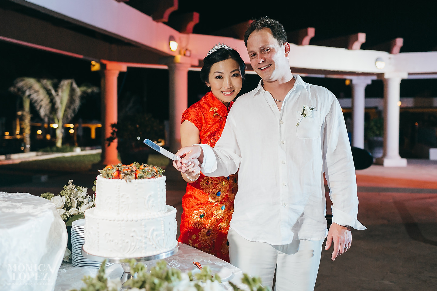 Marriott Cancun Wedding by Monica Lopez Photography