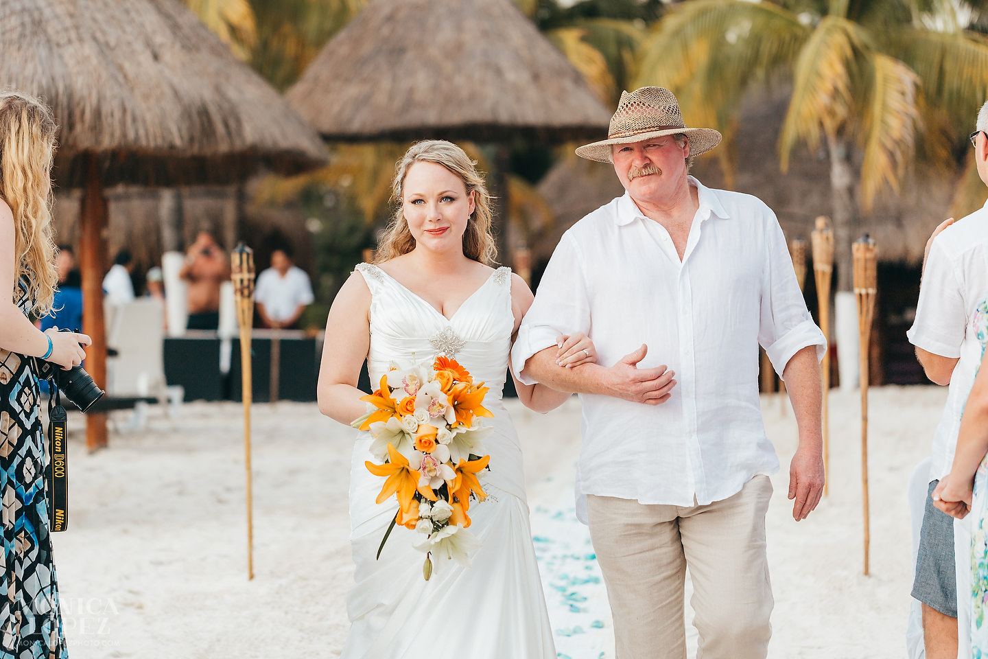 Privilege Aluxes Wedding in Isla Mujeres by Monica Lopez Photography