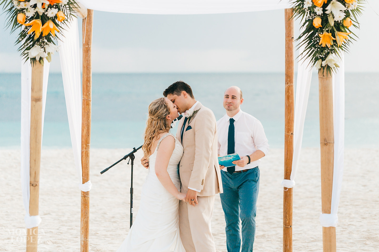 Privilege Aluxes Wedding in Isla Mujeres by Monica Lopez Photography