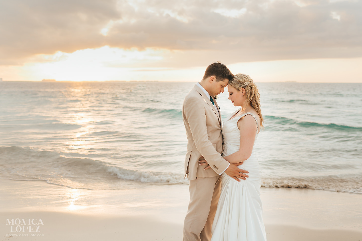 Privilege Aluxes Wedding in Isla Mujeres by Monica Lopez Photography