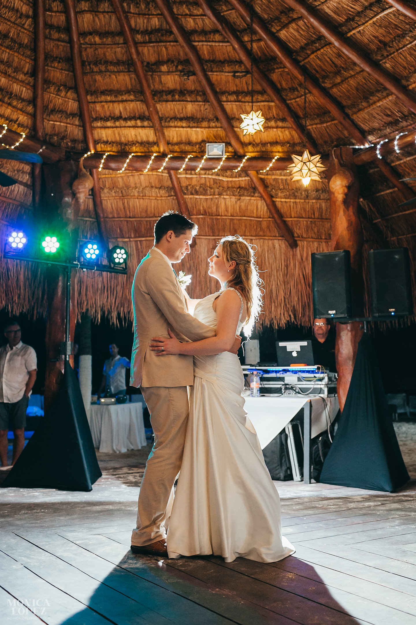 Privilege Aluxes Wedding in Isla Mujeres by Monica Lopez Photography