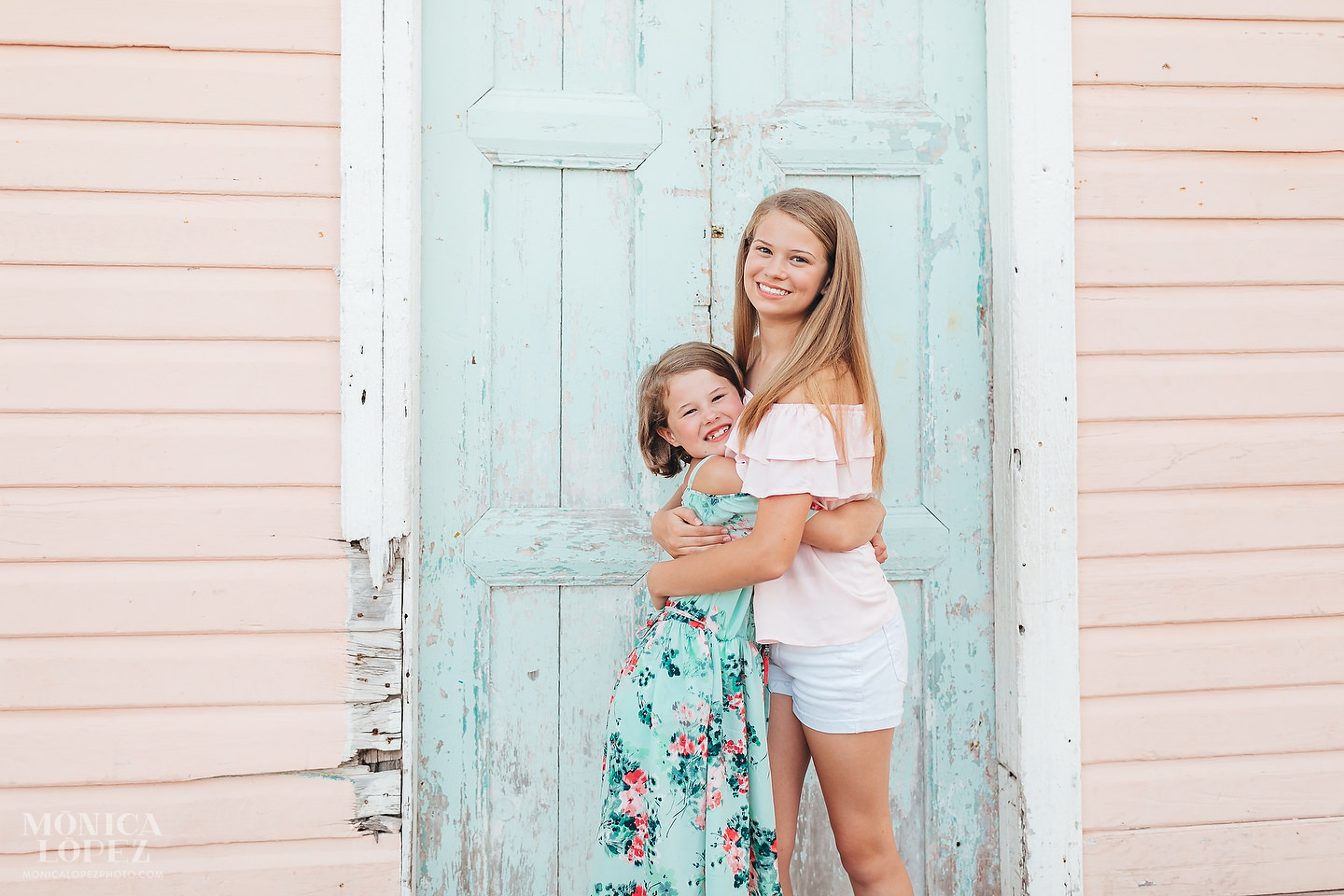 Isla Mujeres Family Portraits by Monica Lopez Photography