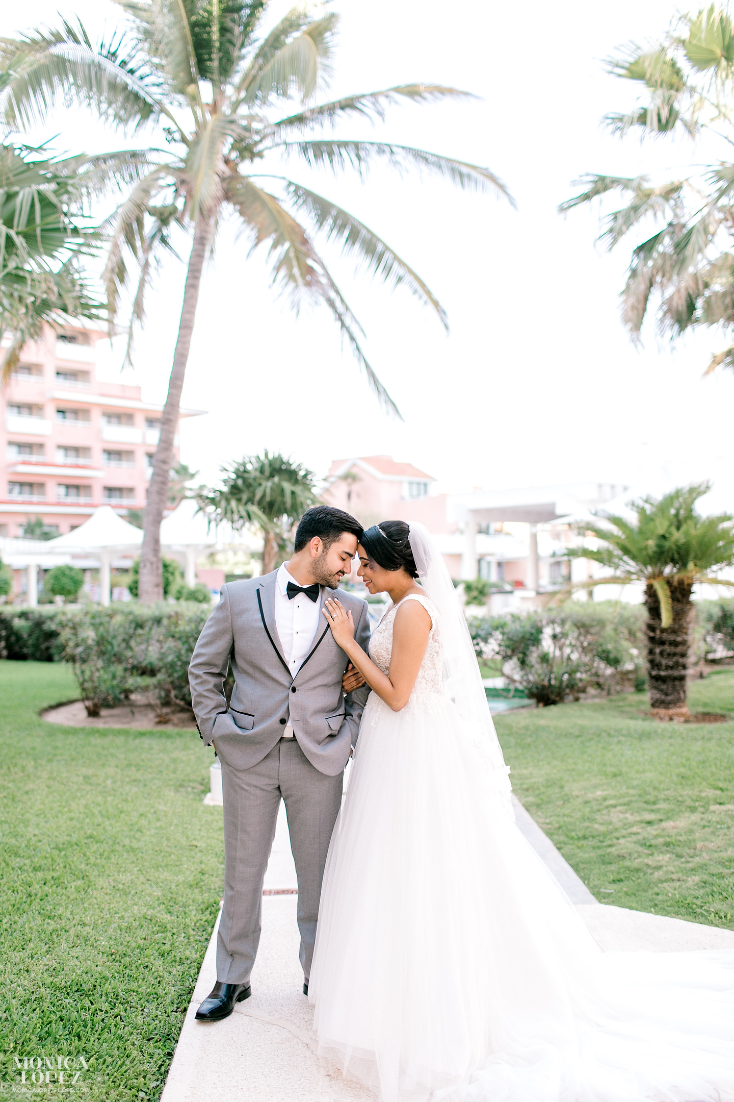 Omni Cancun Wedding by Monica Lopez Photography