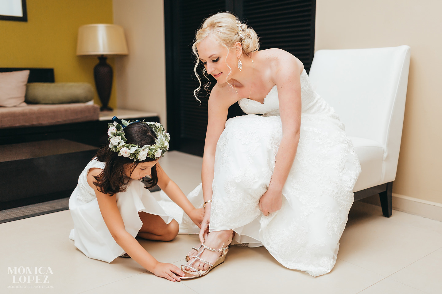 Azul Beach Riviera Wedding by Monica Lopez Photography