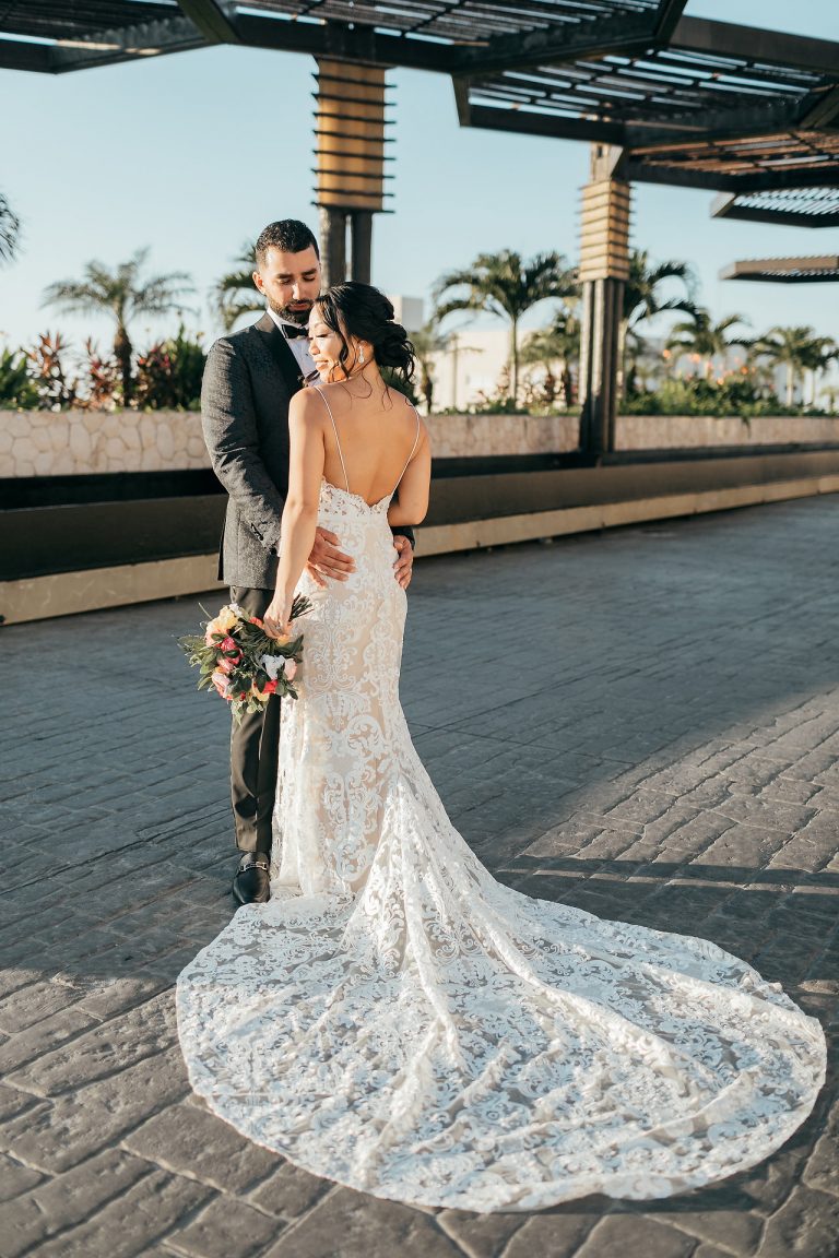 Royalton-Riviera-Cancun-Hideaway-Sky-Terrace-Wedding-MM