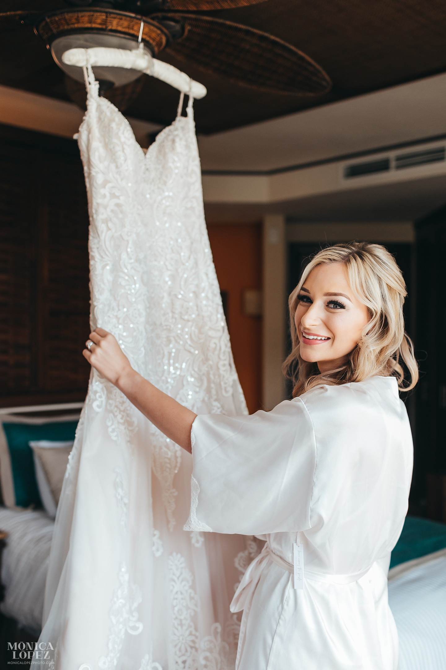 Dreams Riviera Cancun Beach Wedding by Monica Lopez Photography