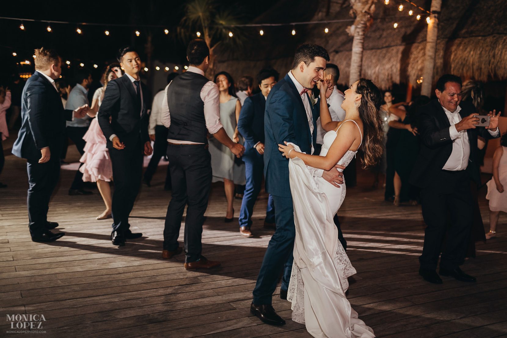 Finest Stone Gazebo Wedding by Monica Lopez Photography