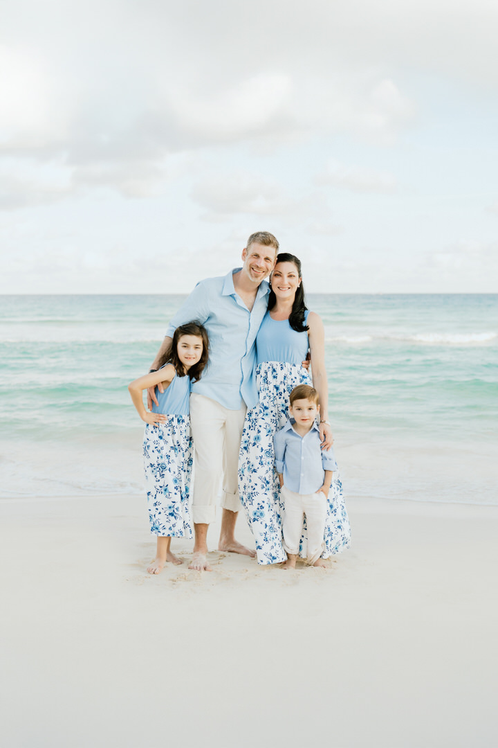 Cancun Family Photographer - Monica Lopez Photography